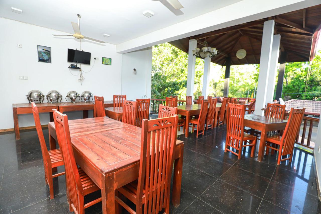 Yala Rich Lodge Tissamaharama Exteriör bild