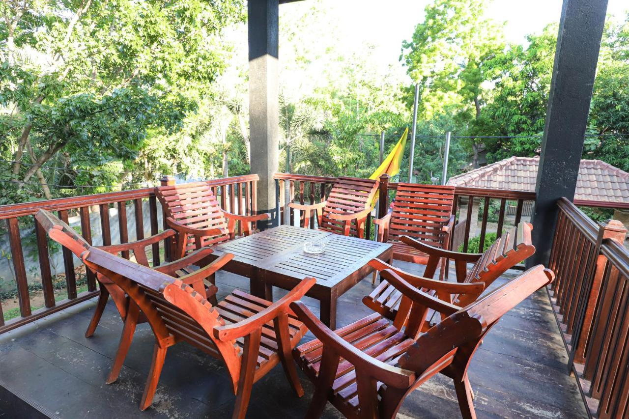 Yala Rich Lodge Tissamaharama Exteriör bild